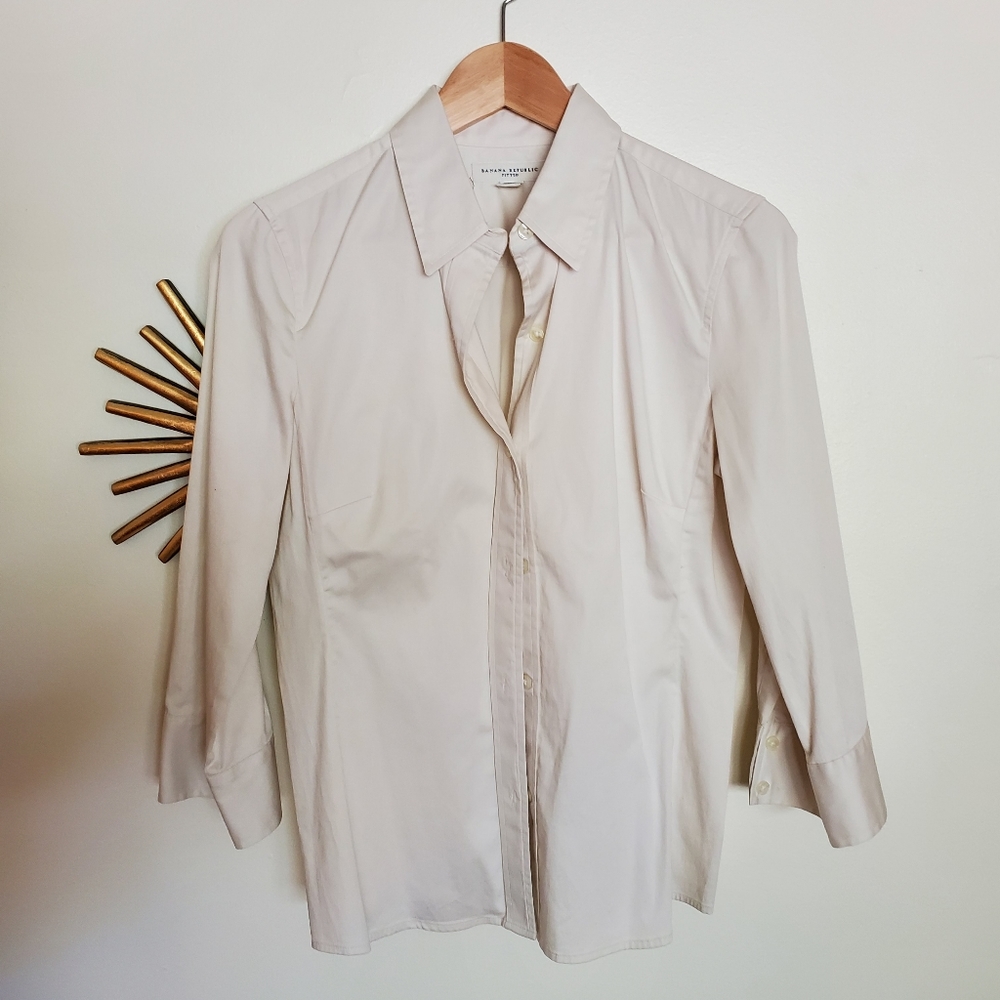 Banana Republic 3/4 Button Down